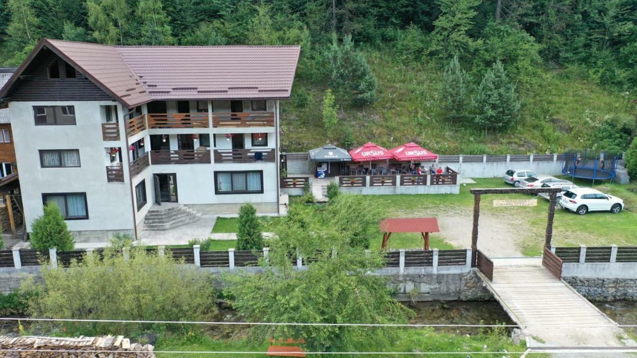 Pensiunea La Rachitele Exteriör bild